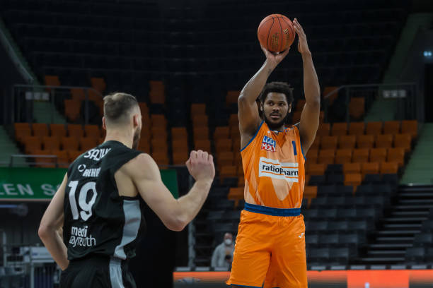 的受伤令球 的受伤令球