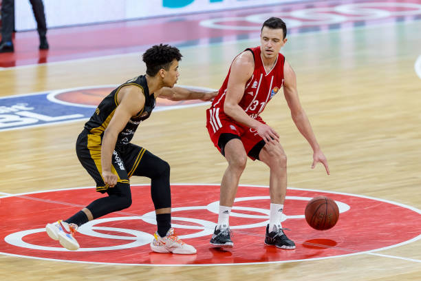 志和优异的 志和优异的